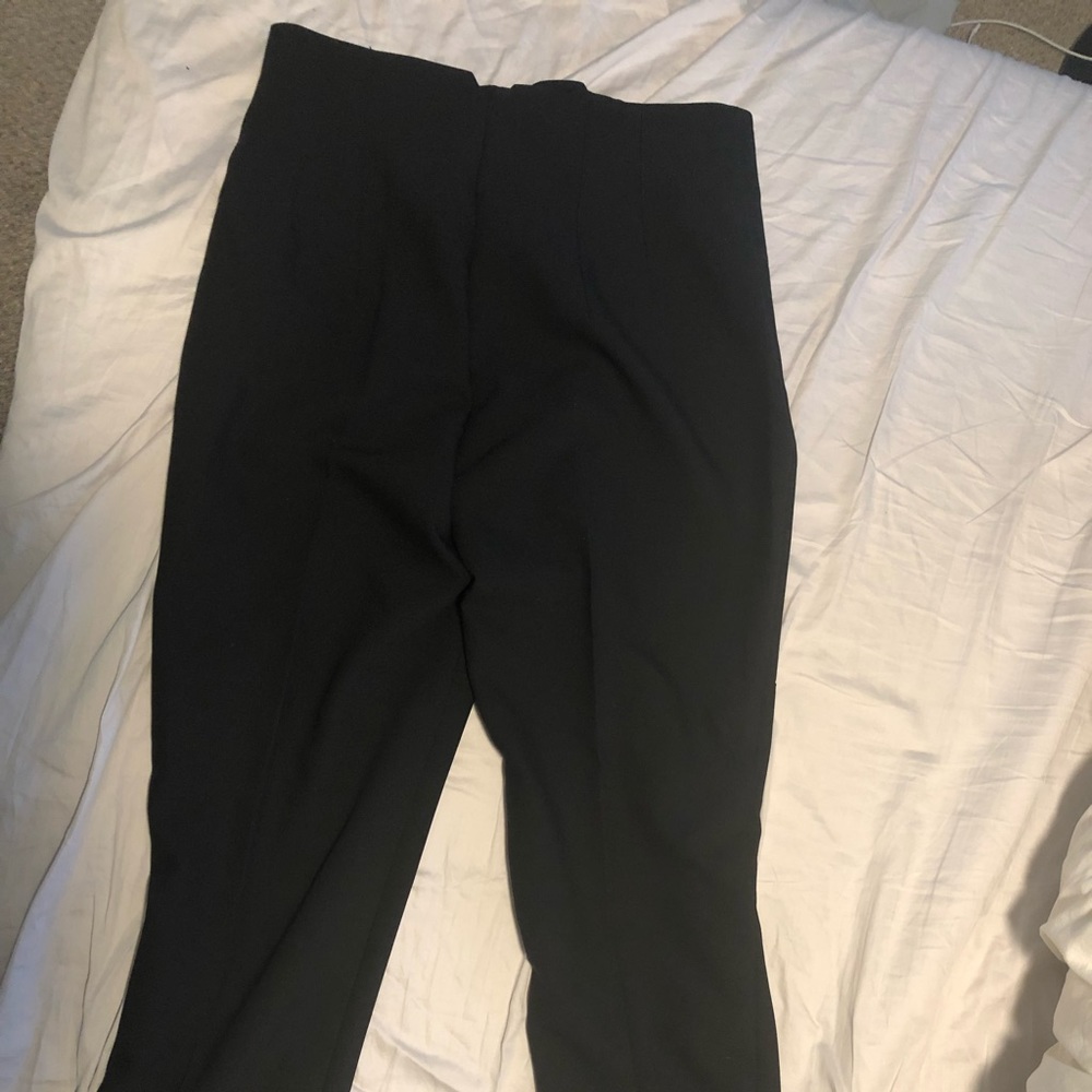 Zara High-Waisted Pants (Trousers) in Black, Size M.